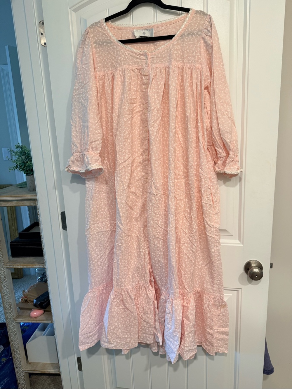Vintage Eileen West for Saks Queen Ann’s Lace Cotton Gown - Picture 7 of 7